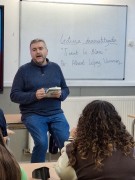 Fotografies escolars: taller de teatre amb l'Albert López Vivancos